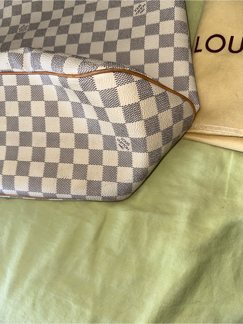 Louis Vuitton Damier Azur Canvas Shoulder Bag with Tan Trim - Picture 8 of 12